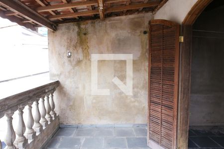 Casa à venda com 160m², 2 quartos e 1 vagaÁrea de Serviço