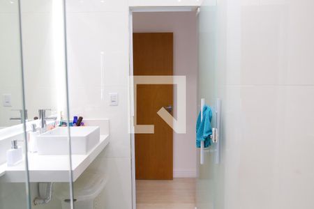 Casa à venda com 160m², 2 quartos e 1 vagaBanheiro da Suite 2