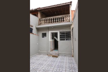 Casa à venda com 160m², 2 quartos e 1 vagaQuintal