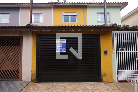Casa à venda com 160m², 2 quartos e 1 vagaFachada