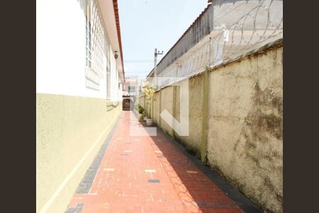 Casa à venda com 200m², 5 quartos e 2 vagasCorredor Lateral