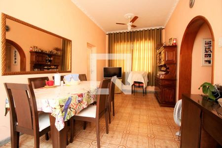 Casa à venda com 200m², 5 quartos e 2 vagasSala de Jantar