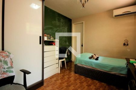 Casa à venda com 200m², 5 quartos e 2 vagasSuíte 2