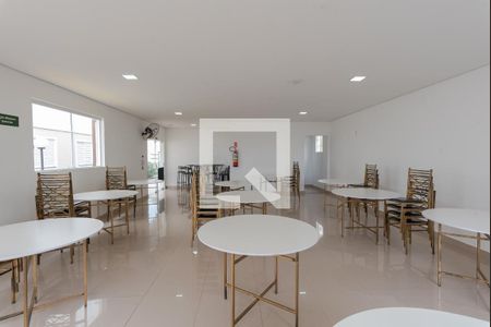 Apartamento à venda com 45m², 2 quartos e 1 vaga Apartamento à venda com 45m², 2 quartos e 1 vagaÁrea comum - Salão de festas