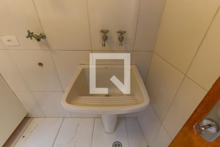 Casa à venda com 266m², 3 quartos e 3 vagas Casa à venda com 266m², 3 quartos e 3 vagasÁrea de Serviço