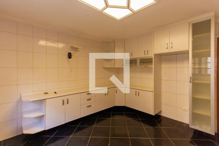 Casa à venda com 266m², 3 quartos e 3 vagas Casa à venda com 266m², 3 quartos e 3 vagasCozinha