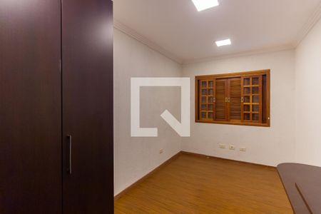 Casa à venda com 266m², 3 quartos e 3 vagas Casa à venda com 266m², 3 quartos e 3 vagasQuarto 3