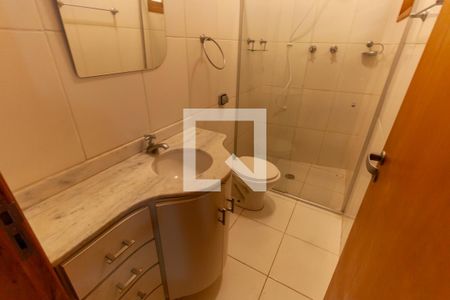 Casa à venda com 266m², 3 quartos e 3 vagas Casa à venda com 266m², 3 quartos e 3 vagasBanheiro 3