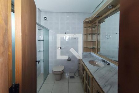 Apartamento à venda com 253m², 3 quartos e 2 vagas Apartamento à venda com 253m², 3 quartos e 2 vagasBanheiro Social