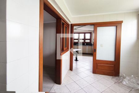Apartamento à venda com 253m², 3 quartos e 2 vagas Apartamento à venda com 253m², 3 quartos e 2 vagas Área de Serviço