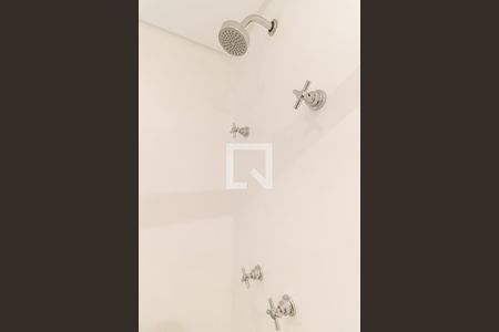 Apartamento à venda com 73m², 2 quartos e 1 vaga Apartamento à venda com 73m², 2 quartos e 1 vagaBanheiro social