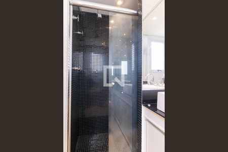 Apartamento à venda com 73m², 2 quartos e 1 vaga Apartamento à venda com 73m², 2 quartos e 1 vagaBanheiro da suíte