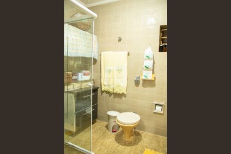 Casa para alugar com 300m², 3 quartos e 3 vagas Casa para alugar com 300m², 3 quartos e 3 vagasBanheiro do Quarto 1