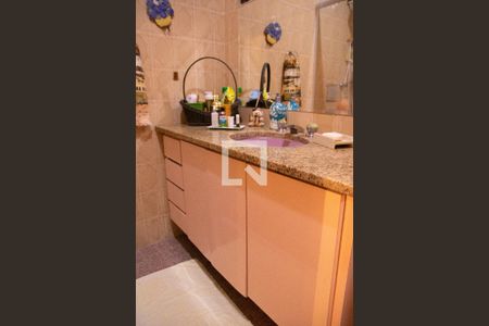 Casa para alugar com 300m², 3 quartos e 3 vagas Casa para alugar com 300m², 3 quartos e 3 vagasBanheiro 1