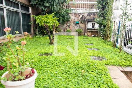 Casa para alugar com 300m², 3 quartos e 3 vagas Casa para alugar com 300m², 3 quartos e 3 vagasJardim