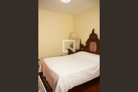 Casa para alugar com 300m², 3 quartos e 3 vagas Casa para alugar com 300m², 3 quartos e 3 vagasQuarto 1