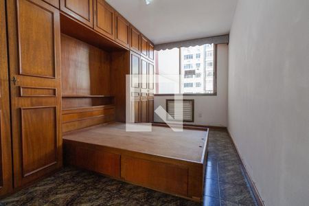 Apartamento à venda com 82m², 2 quartos e 1 vagaSuíte