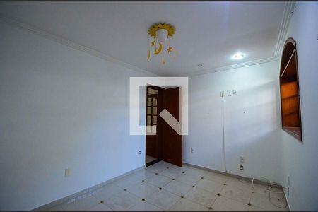 Casa à venda com 300m², 3 quartos e 1 vaga Casa à venda com 300m², 3 quartos e 1 vagaQuarto 2