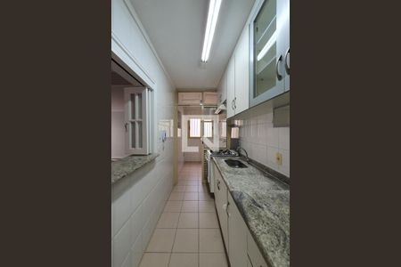 Apartamento à venda com 75m², 2 quartos e 2 vagasCozinha