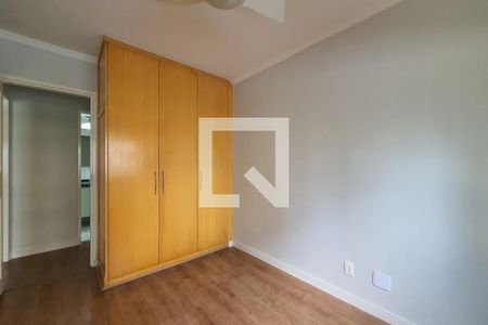 Apartamento à venda com 75m², 2 quartos e 2 vagasQuarto 2