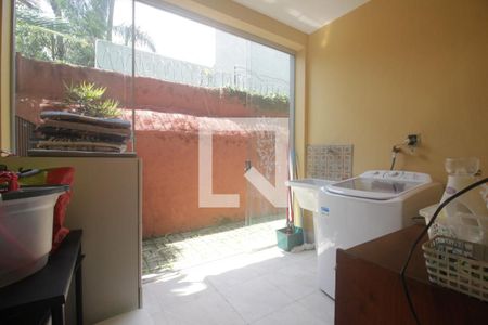 Casa à venda com 260m², 4 quartos e 4 vagasÁrea de Serviço