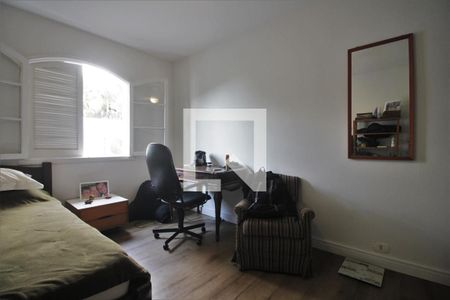 Casa à venda com 260m², 4 quartos e 4 vagasQuarto 2