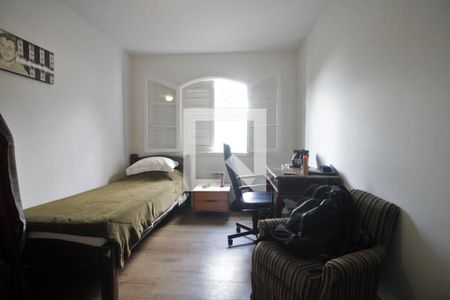 Casa à venda com 260m², 4 quartos e 4 vagasQuarto 2