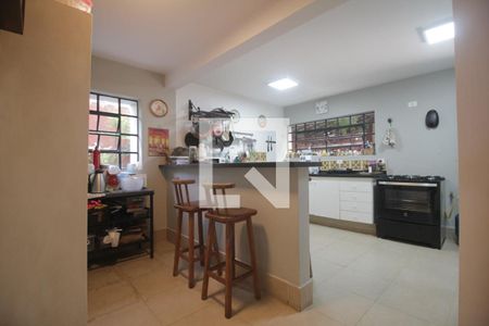 Casa à venda com 260m², 4 quartos e 4 vagasCozinha