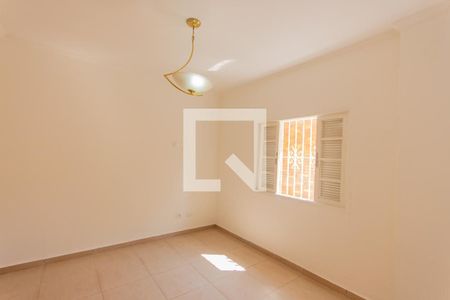 Casa à venda com 270m², 4 quartos e 3 vagasSuíte 3