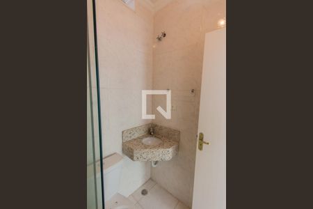 Casa à venda com 270m², 4 quartos e 3 vagasBanheiro da Suíte 1