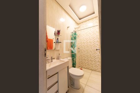 Casa à venda com 205m², 5 quartos e 6 vagasBanheiro