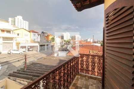 Casa à venda com 199m², 3 quartos e 2 vagas Casa à venda com 199m², 3 quartos e 2 vagasVaranda do quarto 1