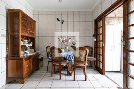 Casa à venda com 80m², 2 quartos e 4 vagas Casa à venda com 80m², 2 quartos e 4 vagasCopa