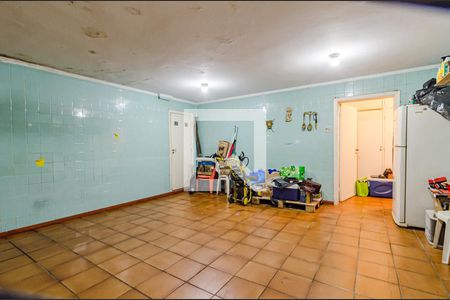 Casa à venda com 377m², 4 quartos e 4 vagas Casa à venda com 377m², 4 quartos e 4 vagasGaragem