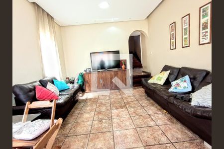 Casa à venda com 300m², 4 quartos e 5 vagas
