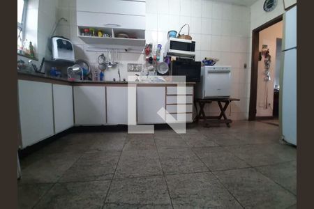 Casa à venda com 360m², 5 quartos e 2 vagas