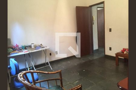 Casa à venda com 309m², 4 quartos e 2 vagas