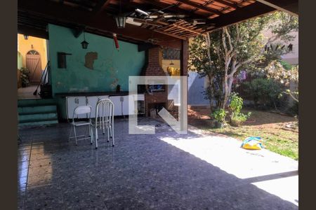 Casa à venda com 309m², 4 quartos e 2 vagas