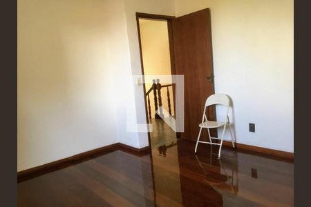 Casa à venda com 309m², 4 quartos e 2 vagas