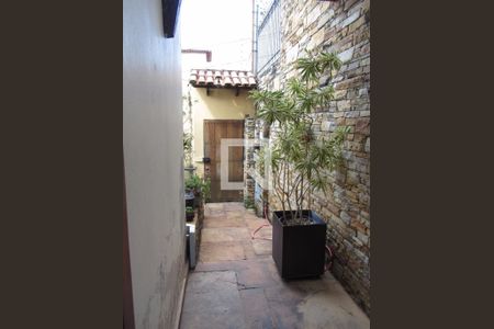 Casa à venda com 353m², 3 quartos e 4 vagas