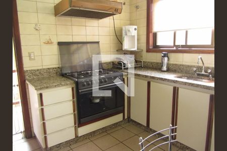 Casa à venda com 353m², 3 quartos e 4 vagas