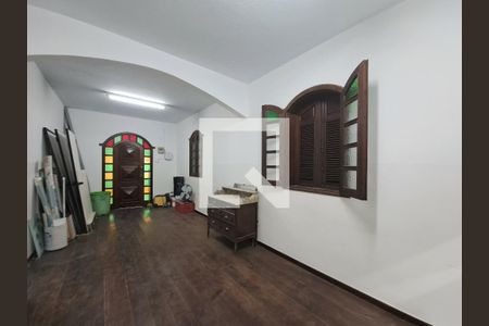 Casa à venda com 180m², 4 quartos e 5 vagas