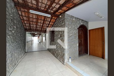 Casa à venda com 180m², 4 quartos e 5 vagas