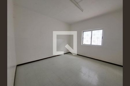 Casa à venda com 180m², 4 quartos e 5 vagas