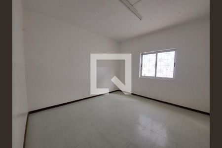 Casa à venda com 180m², 4 quartos e 5 vagas