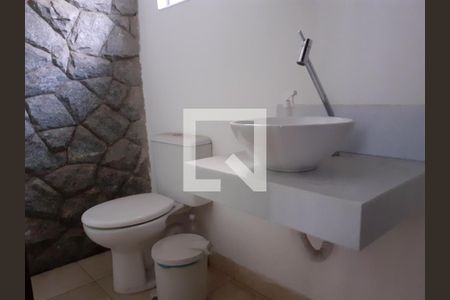 Casa à venda com 180m², 4 quartos e 5 vagas
