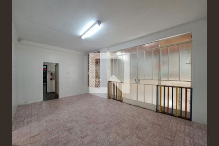 Casa à venda com 180m², 4 quartos e 5 vagas