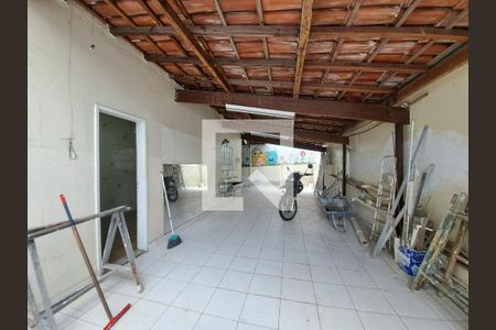 Casa à venda com 180m², 4 quartos e 5 vagas
