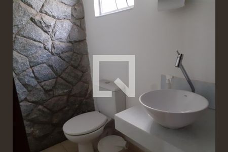 Casa à venda com 180m², 4 quartos e 5 vagas