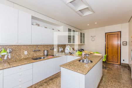 Apartamento à venda com 500m², 5 quartos e 4 vagas